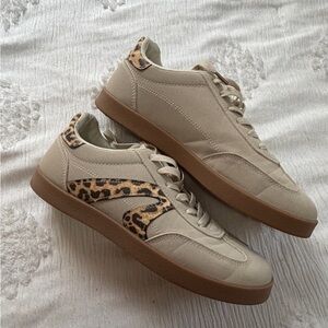 Beige Leopard Accent Women's Casual Sneakers